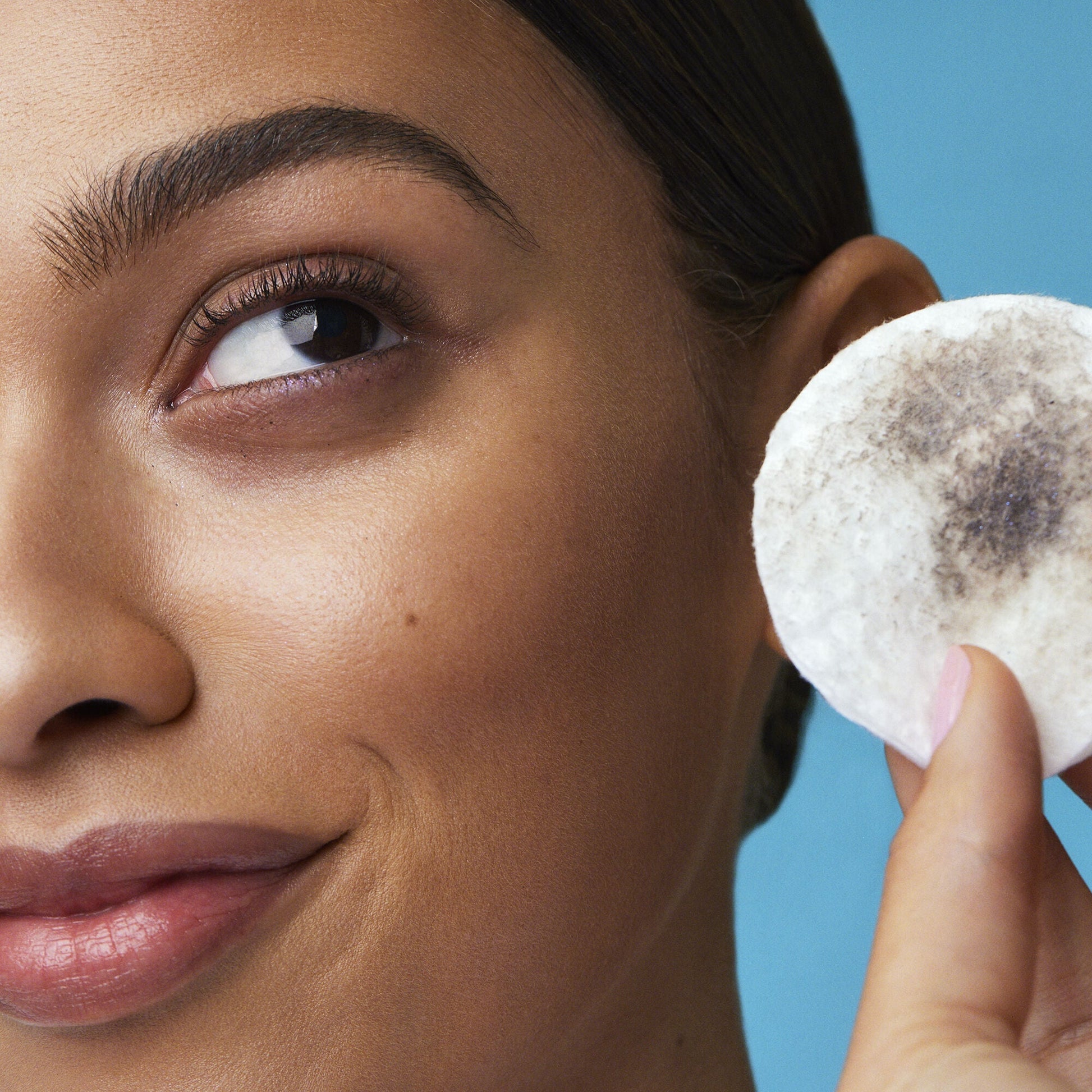 holy-hydration-e-l-f-off-makeup-remover-z3 110722_Adriana_HHRemover_2214_IGF.jpg