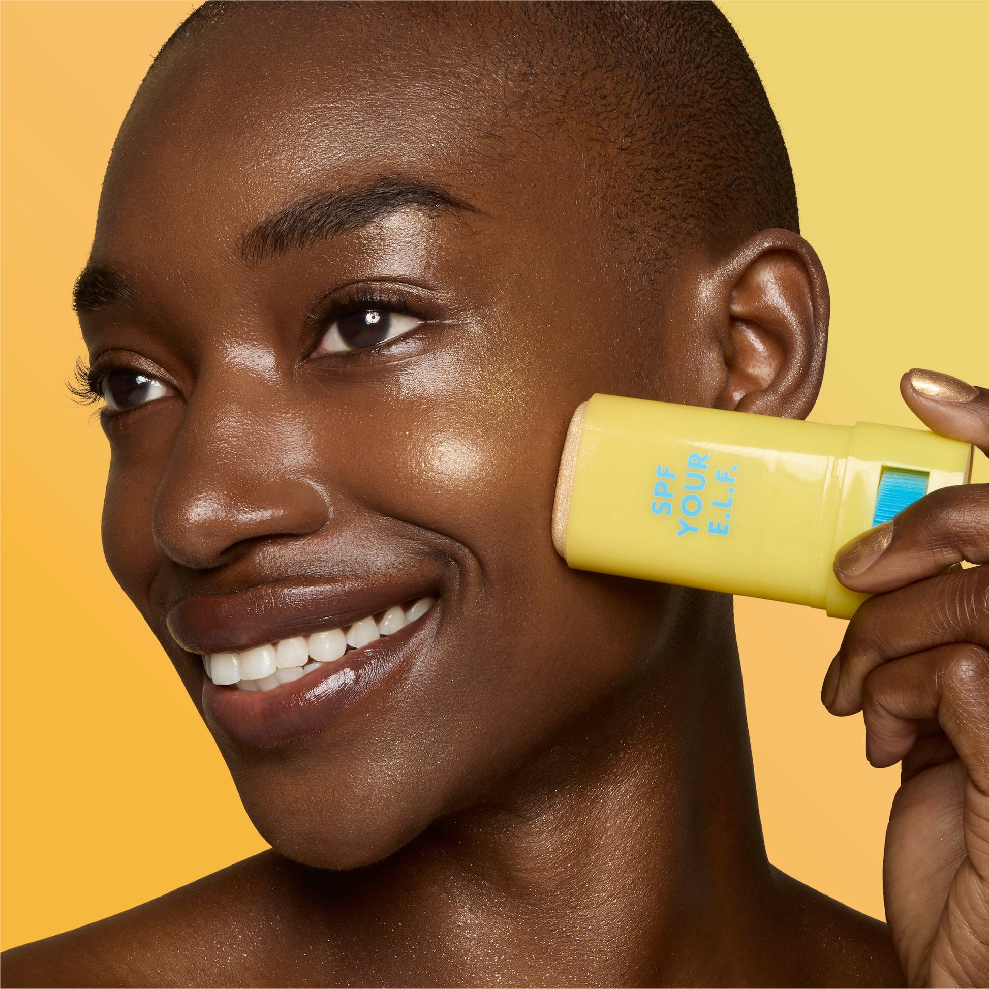 suntouchable-invisi-stick-spf-50-glitz-d9 57109_SUNTOUCHABLES_INVISI_STICK_IYANNA_0124_V4.jpg