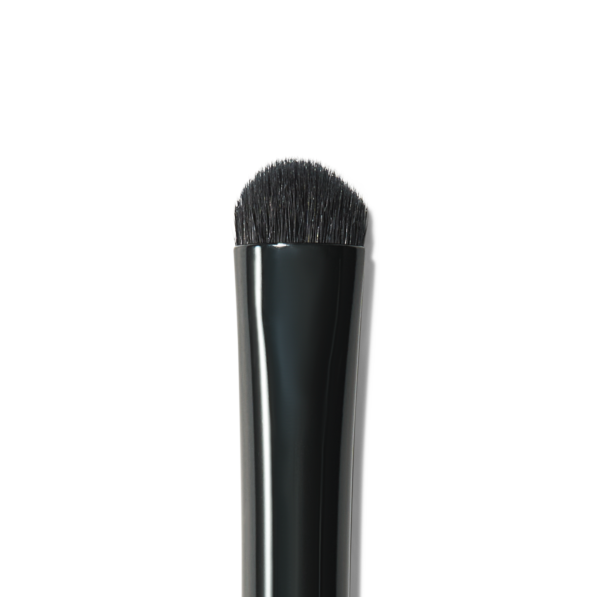 short-smudging-brush-p6 81282_MACRO_R.png