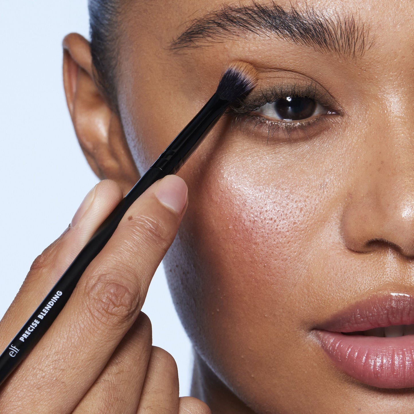 precise-blending-brush-x0 81284_Tapered_Blending_Brush.jpg