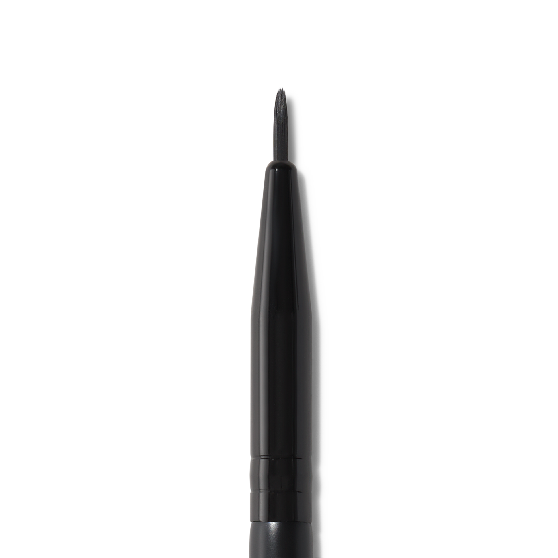 ultra-fine-eyeliner-brush-i6 81915_detail_R.png