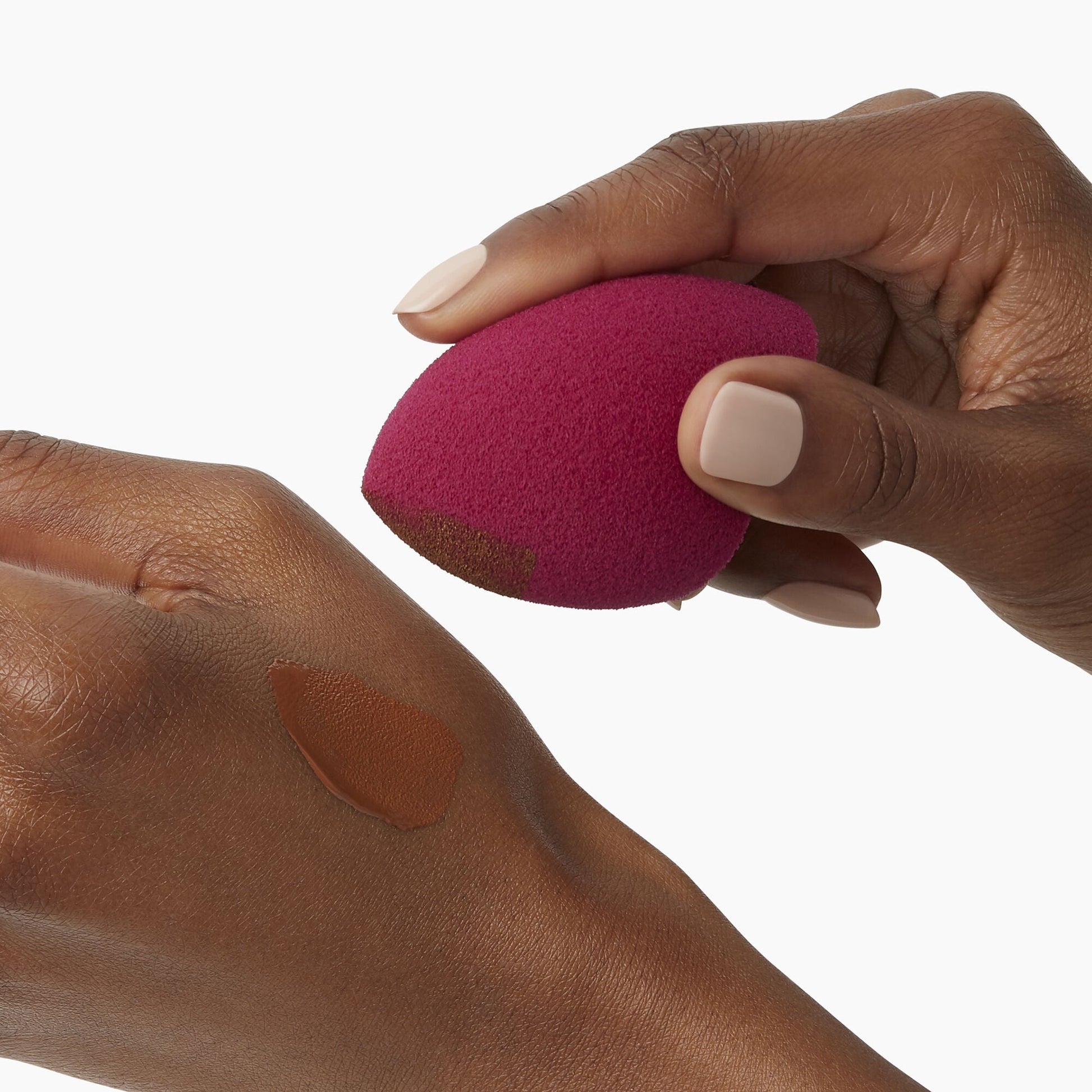 total-face-sponge-duo-m4 84061_TotalFaceSponge_047_V2.jpg