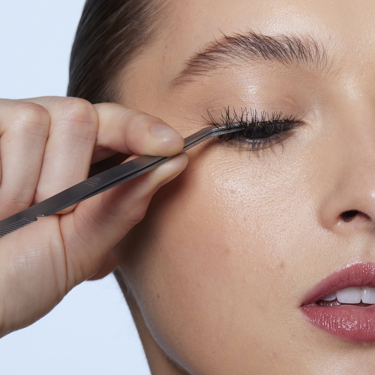 false-eyelash-applicator-e2 84093_False_Lash_Applicator.jpg