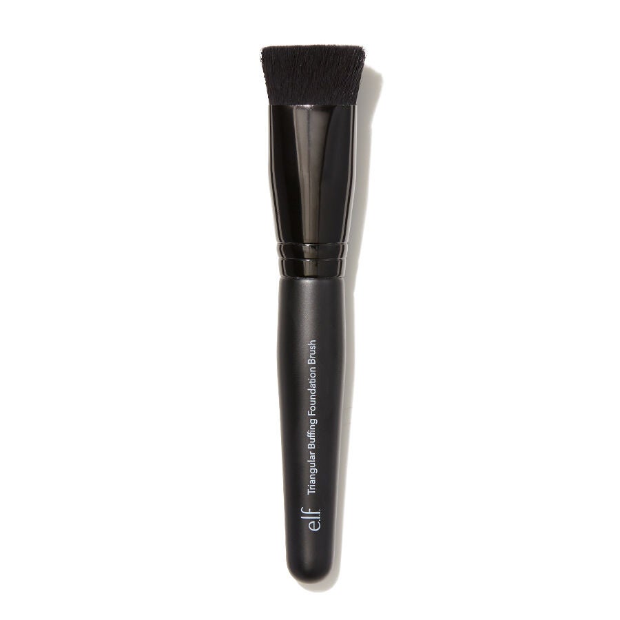 triangular-buffing-foundation-brush-o1 85106_a_TriangularBuffingFoundationBrushwebA.jpg