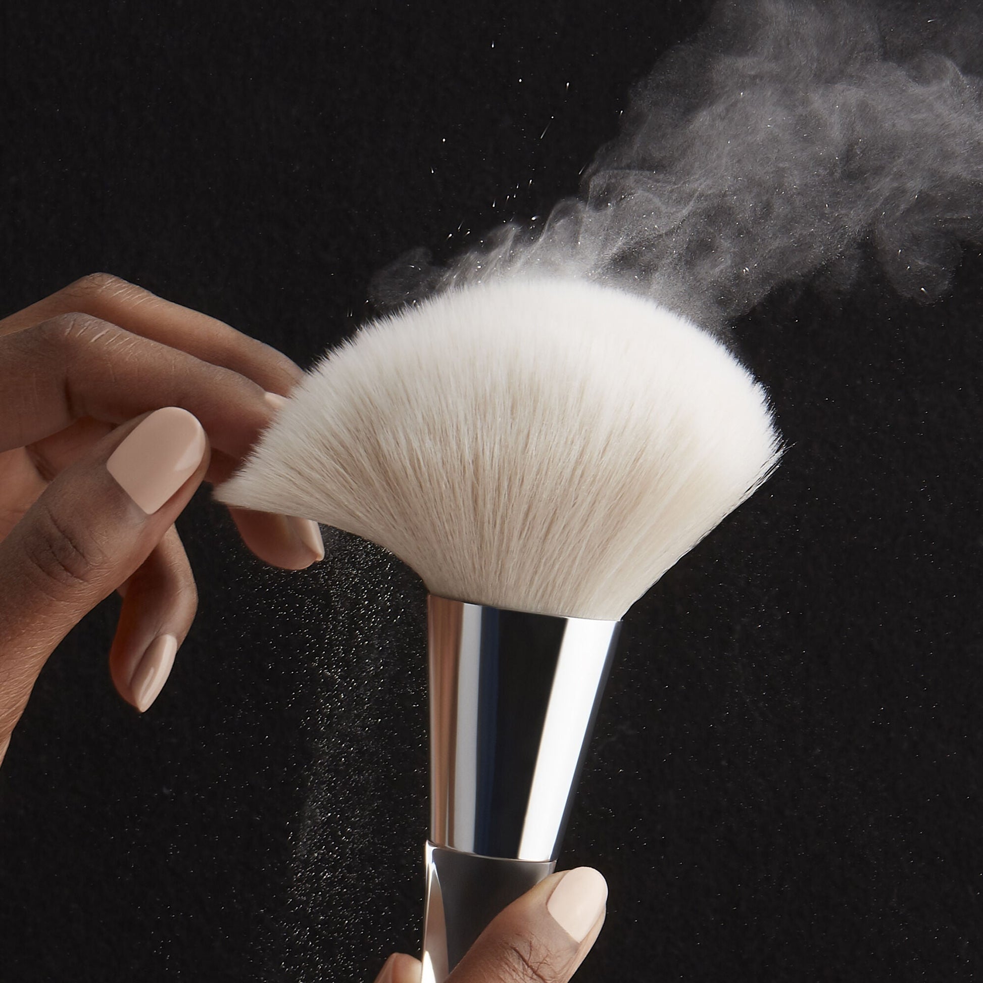 precision-powder-brush-r9 85307_PrecisionPowderBrush_V2_133.jpg