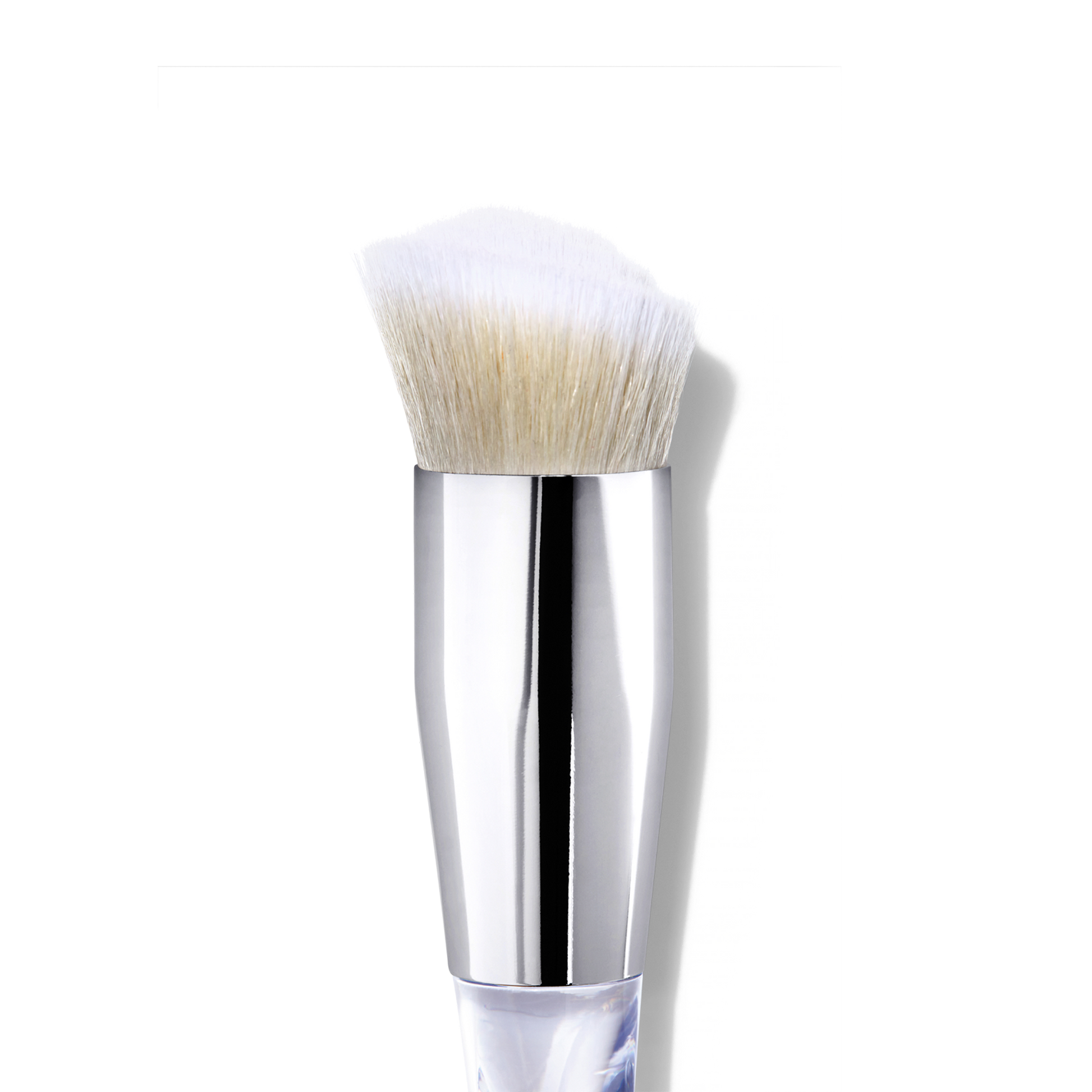 precision-foundation-swirl-brush-u2 85323_BRFAC_Macro_R.png